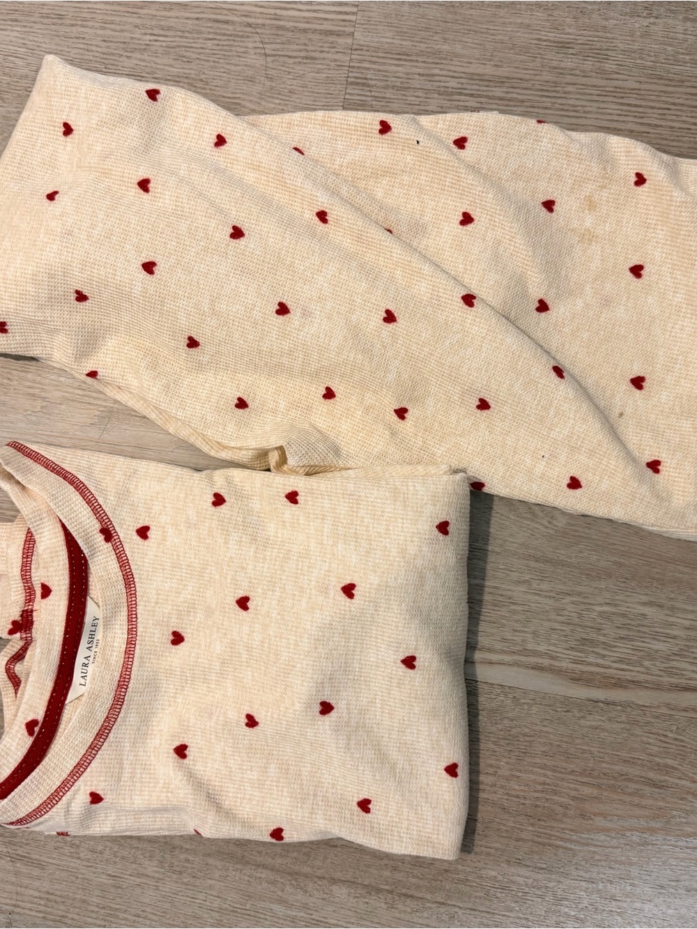 Laura Ashley Cream Heart-Print Thermal Long John Set - Women's Cozy Sleepwear - Picture 2 of 4